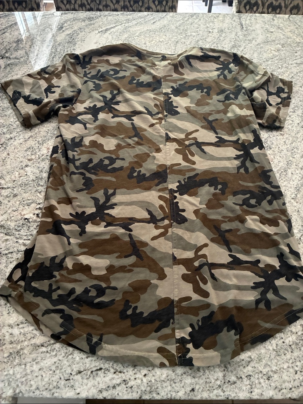 Men's Camo Short Sleeve Tee - L - Picture 5 of 6